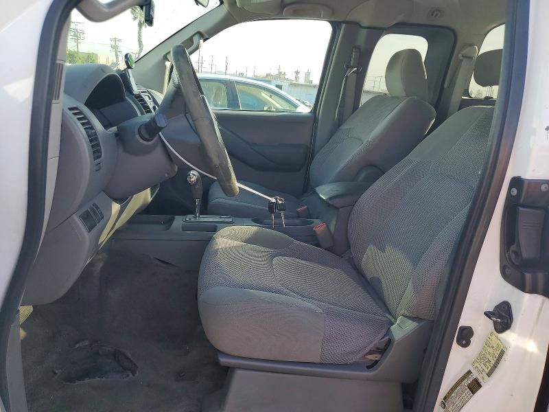 2012 Nissan Frontier s