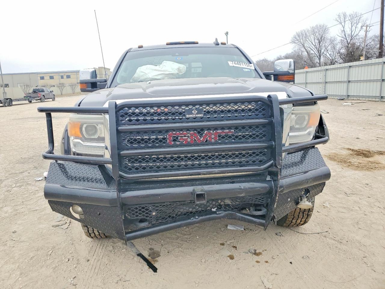 2016 GMC Sierra K2500 slt