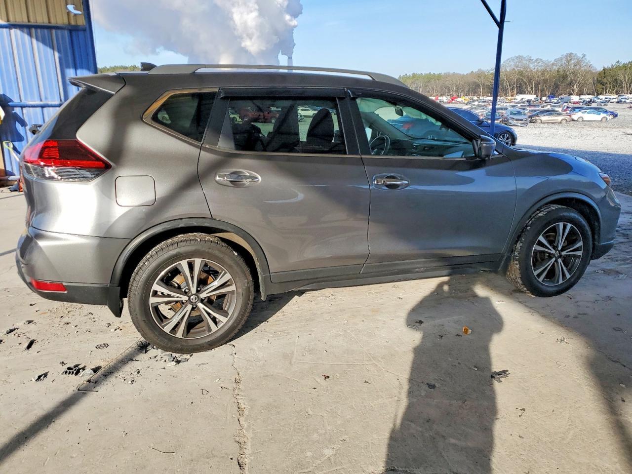 2020 Nissan Rogue s