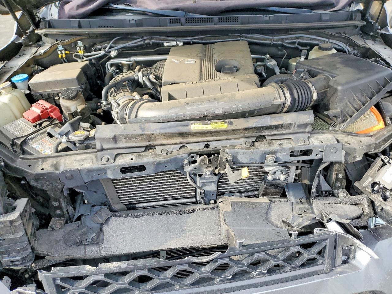 2022 Nissan Frontier s