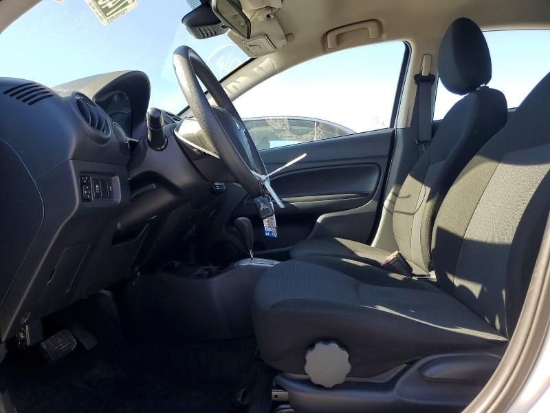 2024 Mitsubishi Mirage G4 es