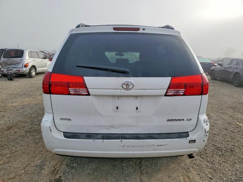 2005 Toyota Sienna le 7-passenger