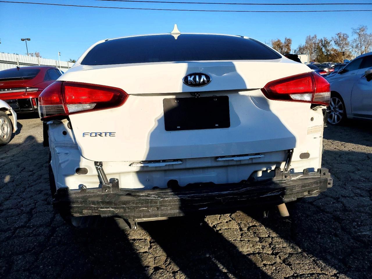 2017 KIA Forte lx
