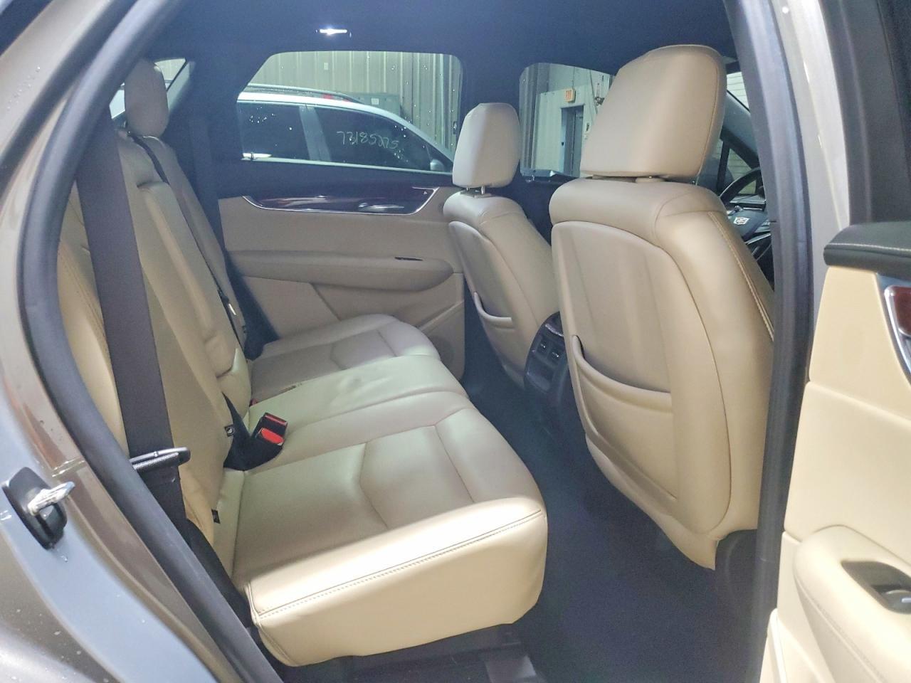 2018 Cadillac XT5 Premium Luxury