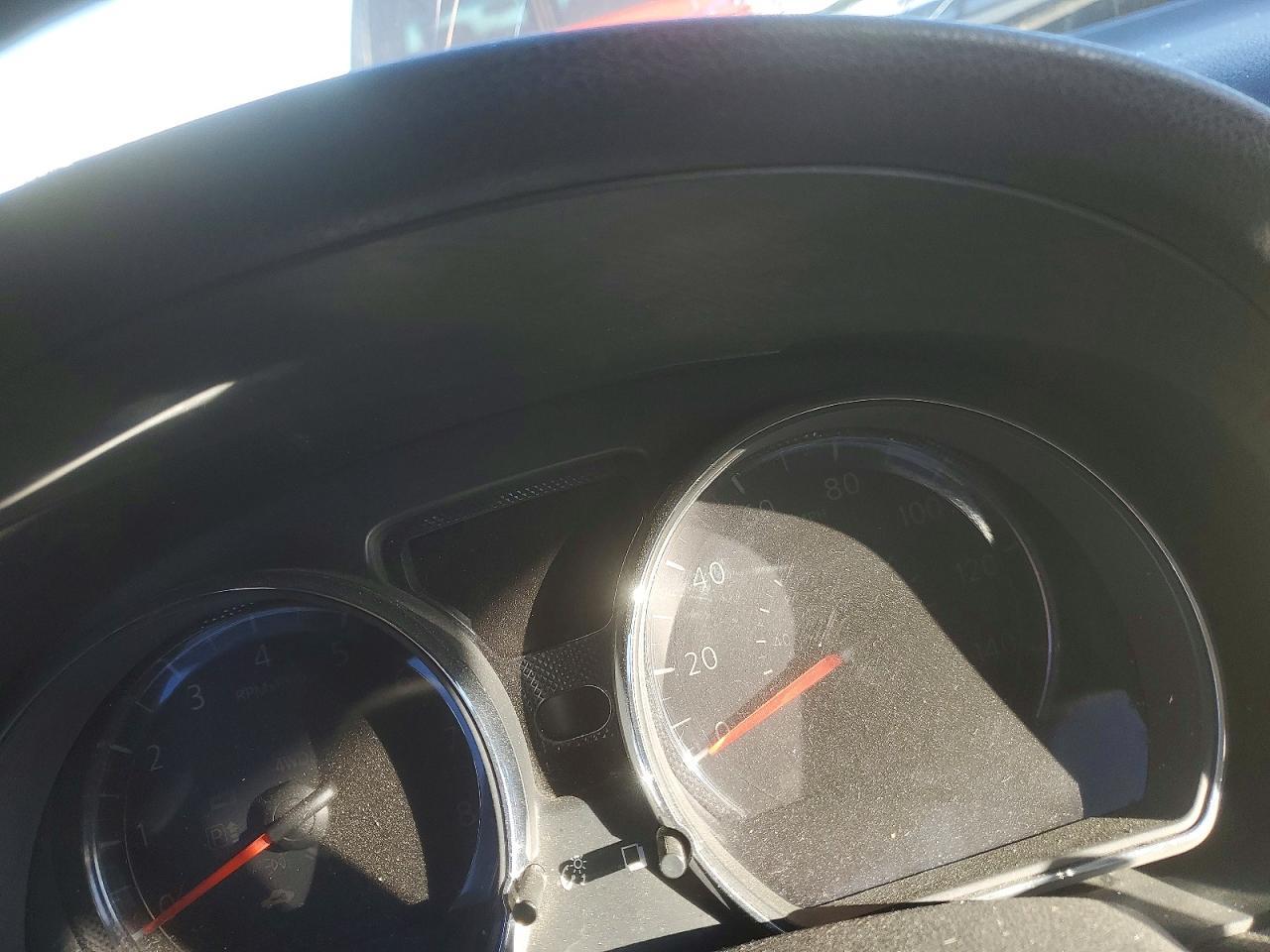 2014 Niss Versa Note s