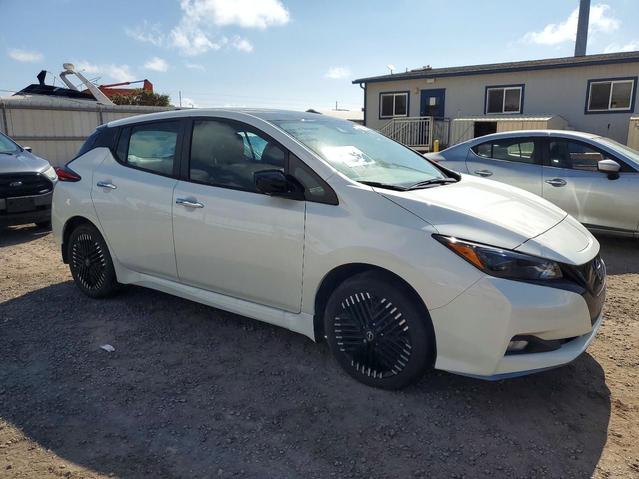 2023 Nissan Leaf sv Plus