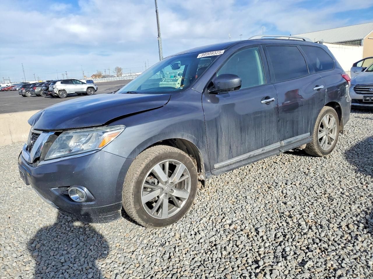 2014 Nissan Pathfinder s
