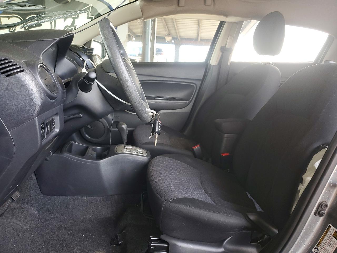 2017 Mitsubishi Mirage es