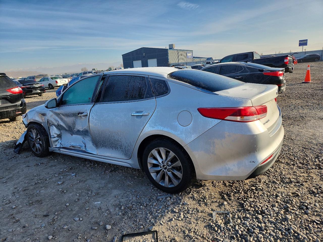 2017 KIA Optima lx