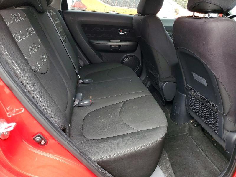 2013 KIA Soul +