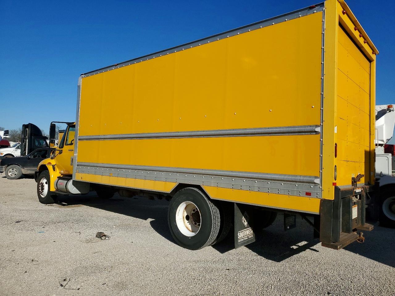 2013 International 4300 BOX Truck