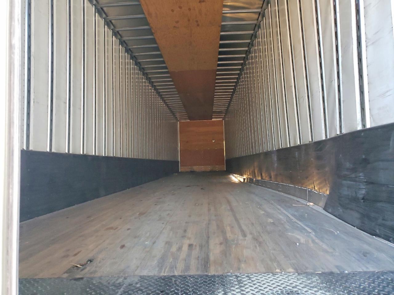 2022 Utility VS2DX DRY Van Trailer
