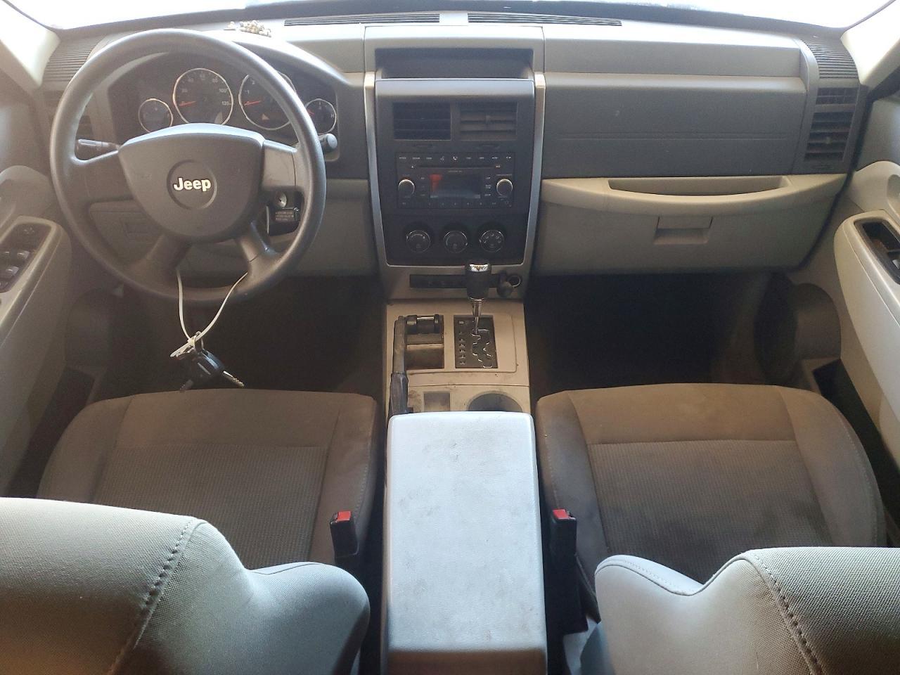 2008 Jeep Liberty Sport