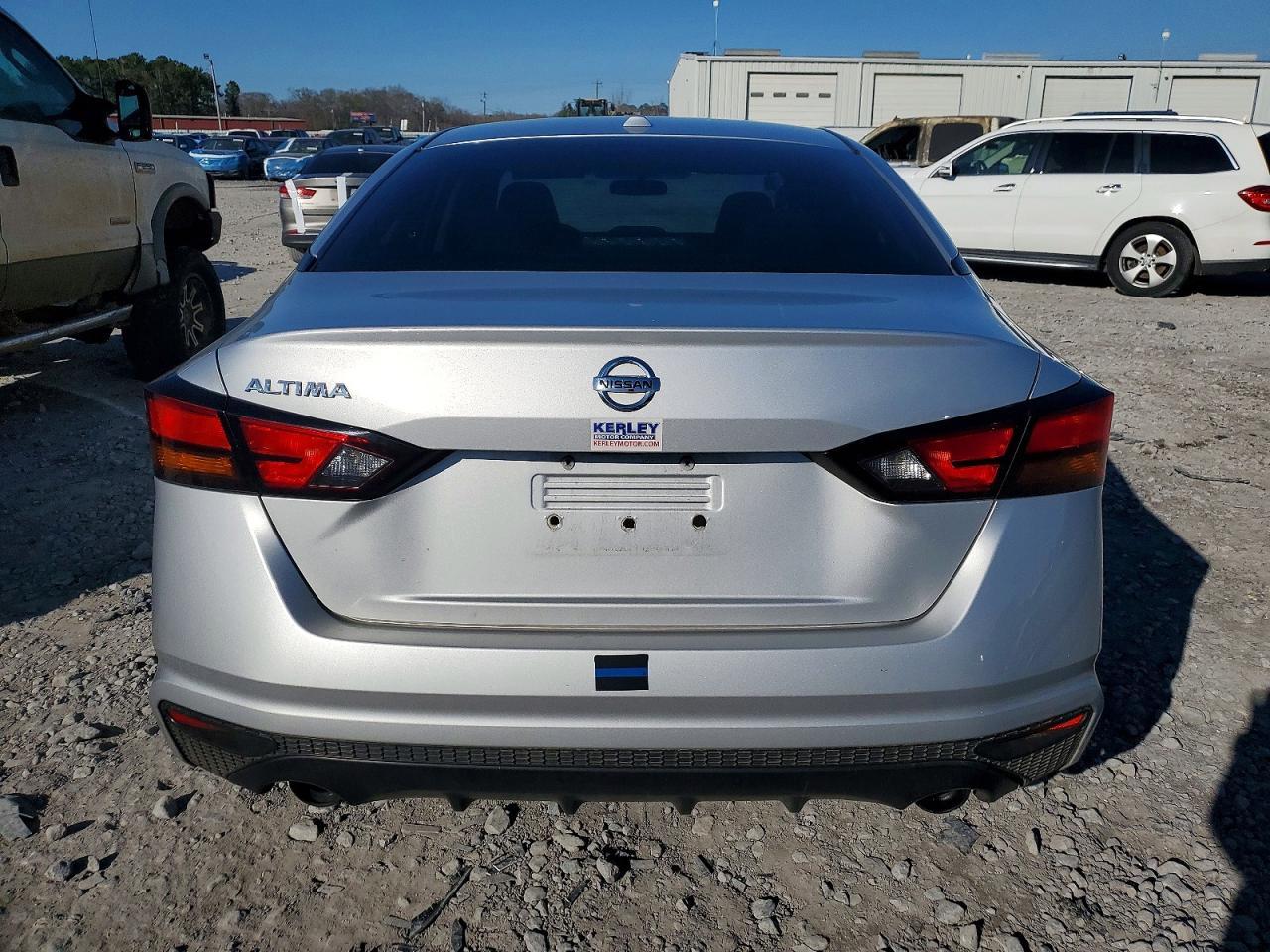 2019 Nissan Altima s