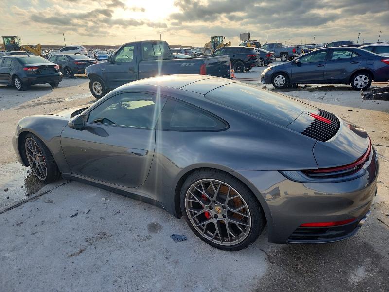 2020 Porsche 911 Carrera s