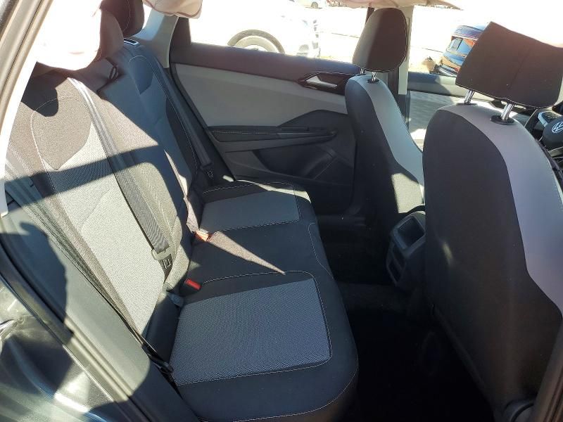 2024 Volkswagen Taos s