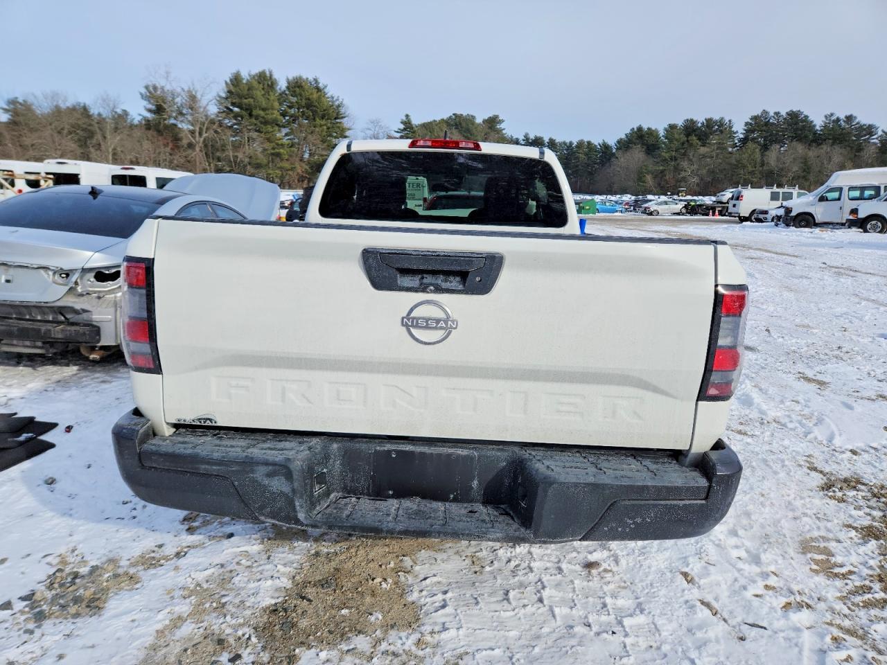 2024 Nissan Frontier s