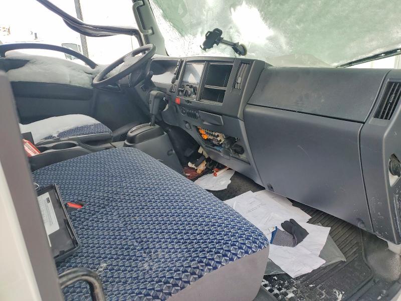 2024 Isuzu NPR HD