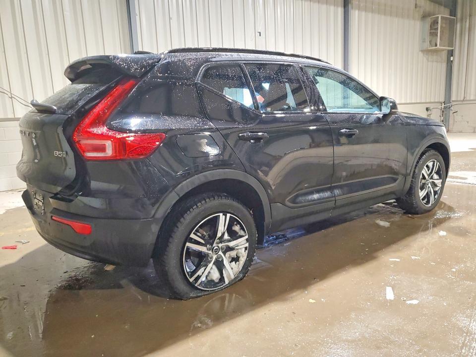 2024 Volvo Xc40 Core