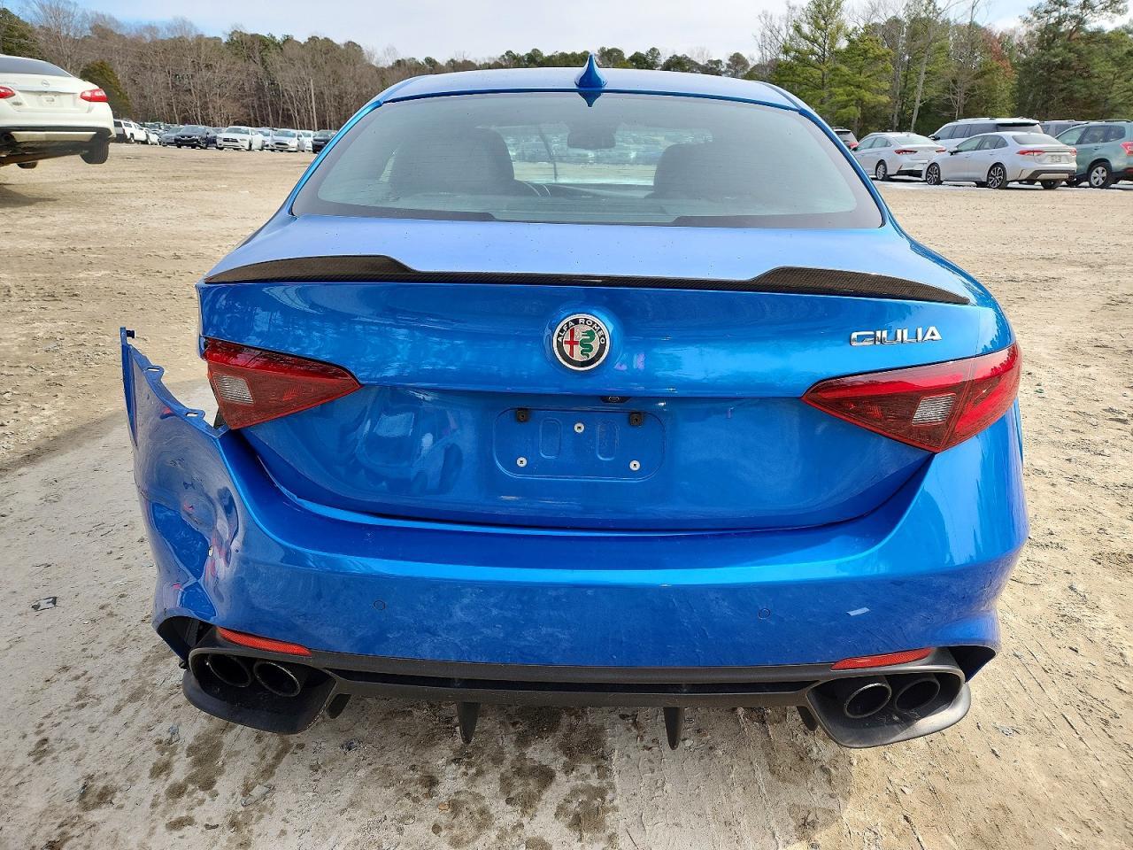 2017 Alfa Romeo Giulia Quadrifoglio