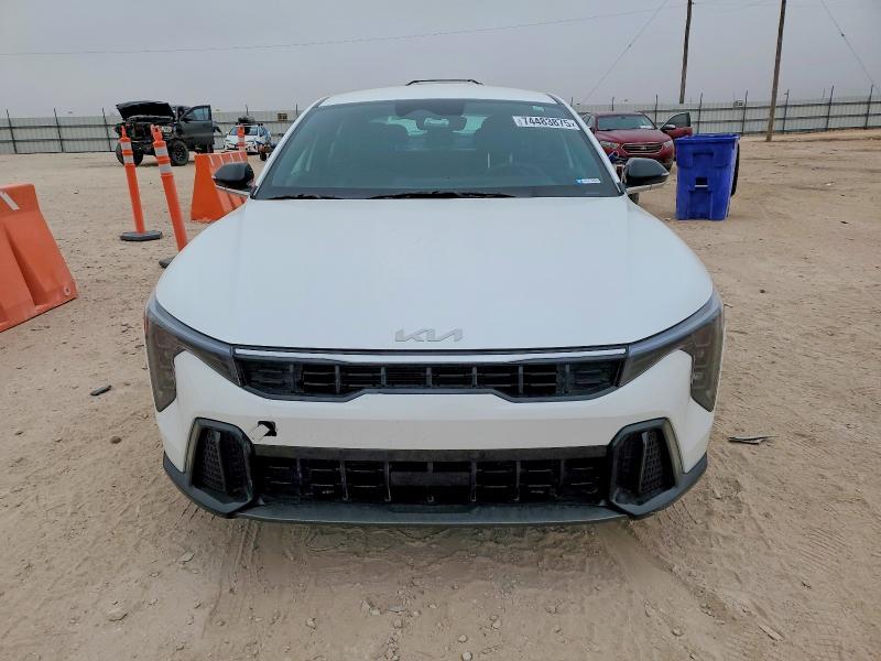 2025 KIA K4 gt Line