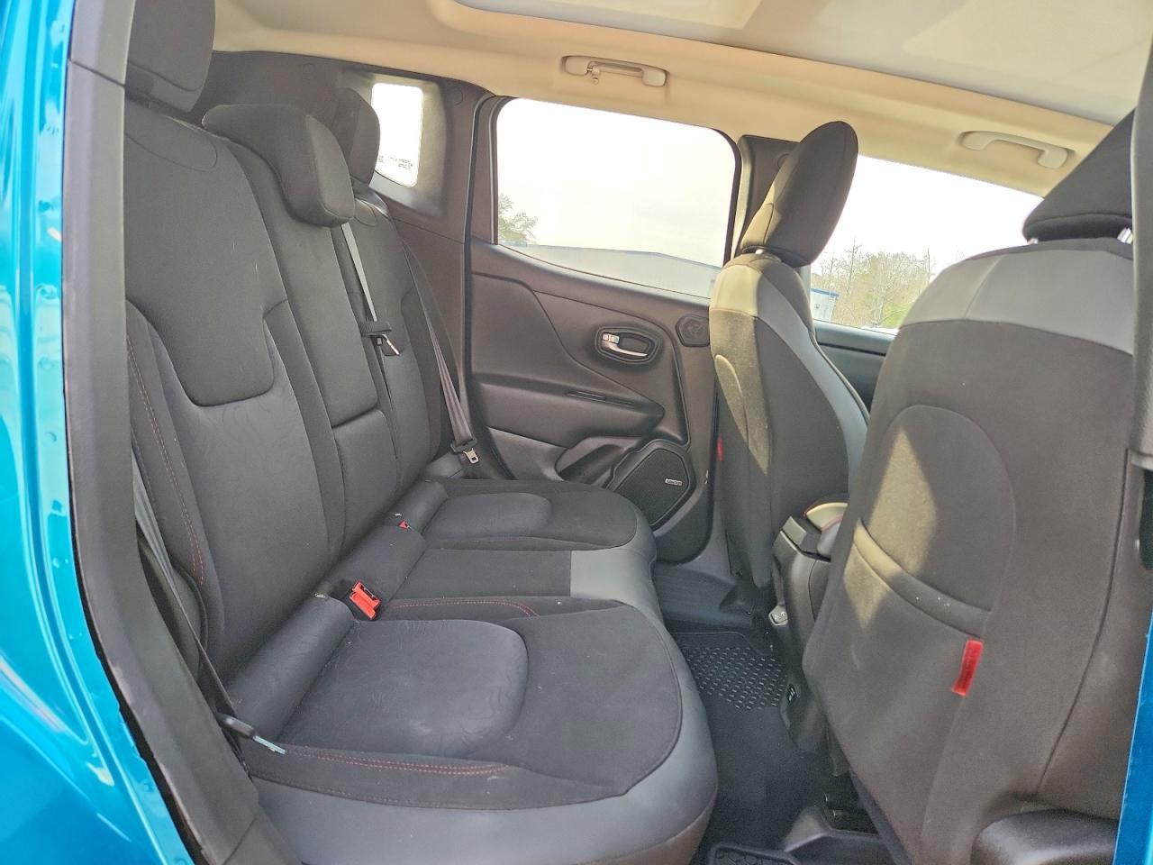 2021 Jeep Renegade Trailhawk