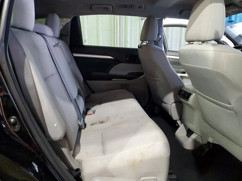 2016 Toyota Highlander le