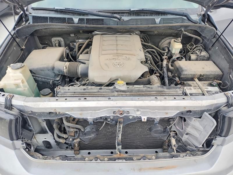 2010 Toyota Tundra Double cab SR5