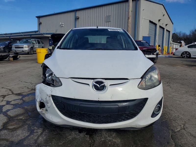 2013 Mazda 2