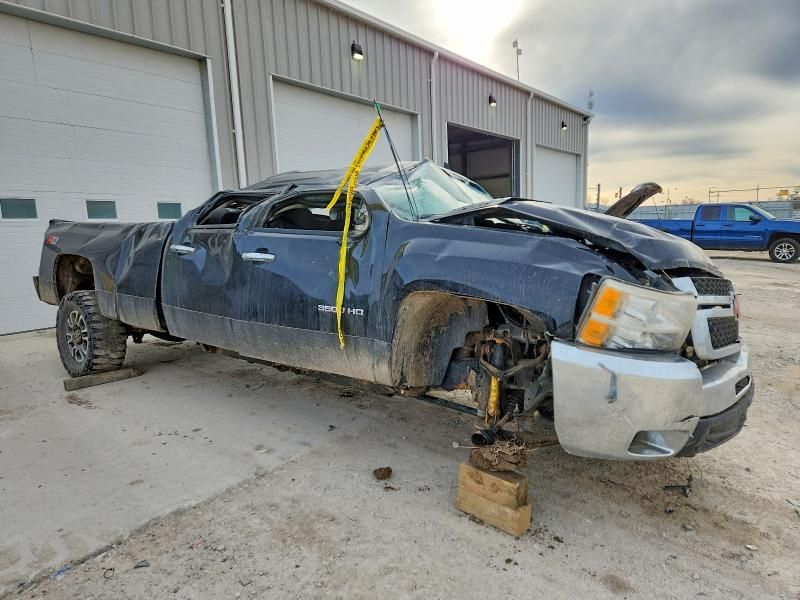 2014 Chevrolet Silverado K3500 lt