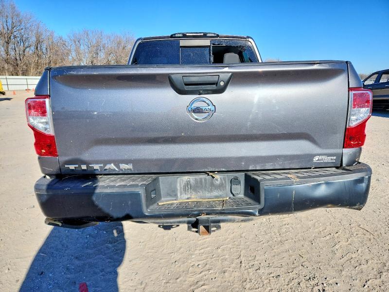 2019 Nissan Titan s