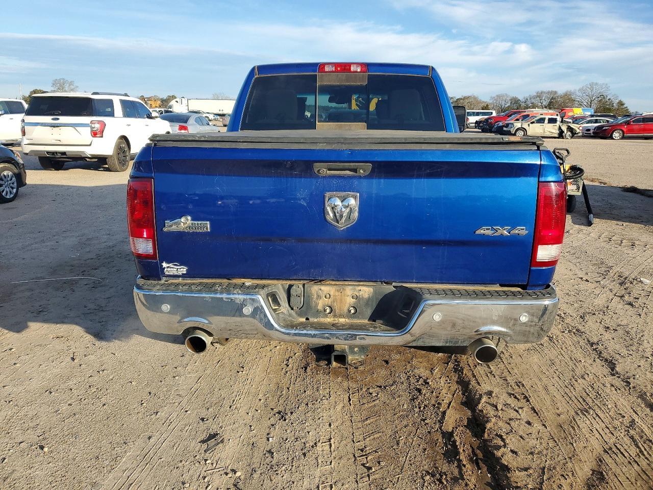 2016 Dodge Ram 1500 slt