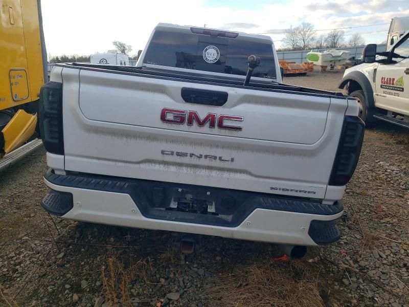 2022 GMC Sierra K2500 Denali