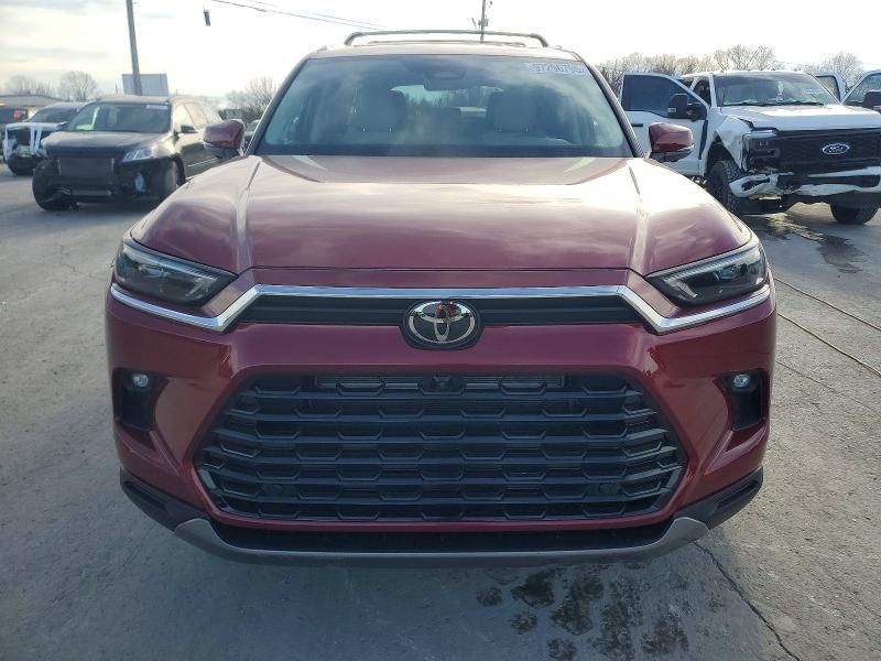 2025 Toyota Grand Highlander le