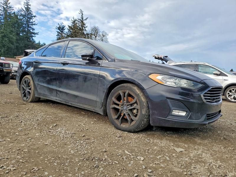 2019 Ford Fusion se