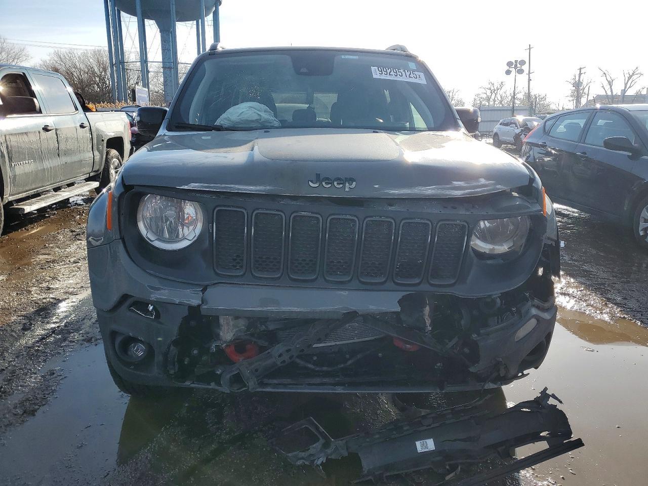2023 Jeep Renegade Trailhawk