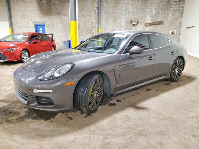 2016 Porsche Panamera se Hybrid