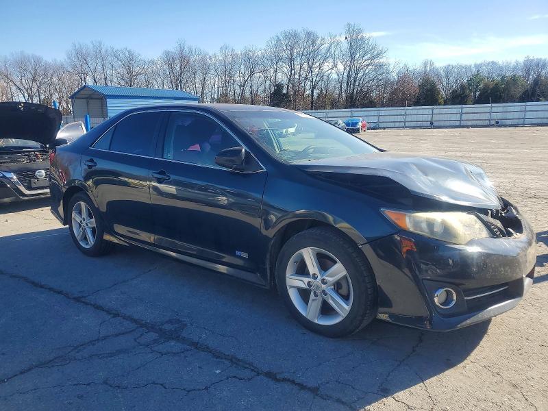 2014 Toyota Camry Hybrid
