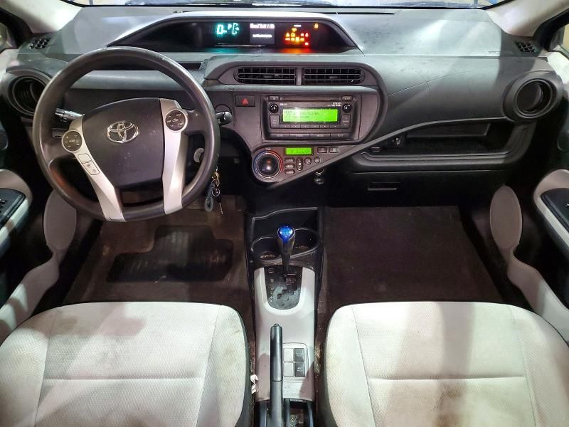 2013 Toyota Prius c