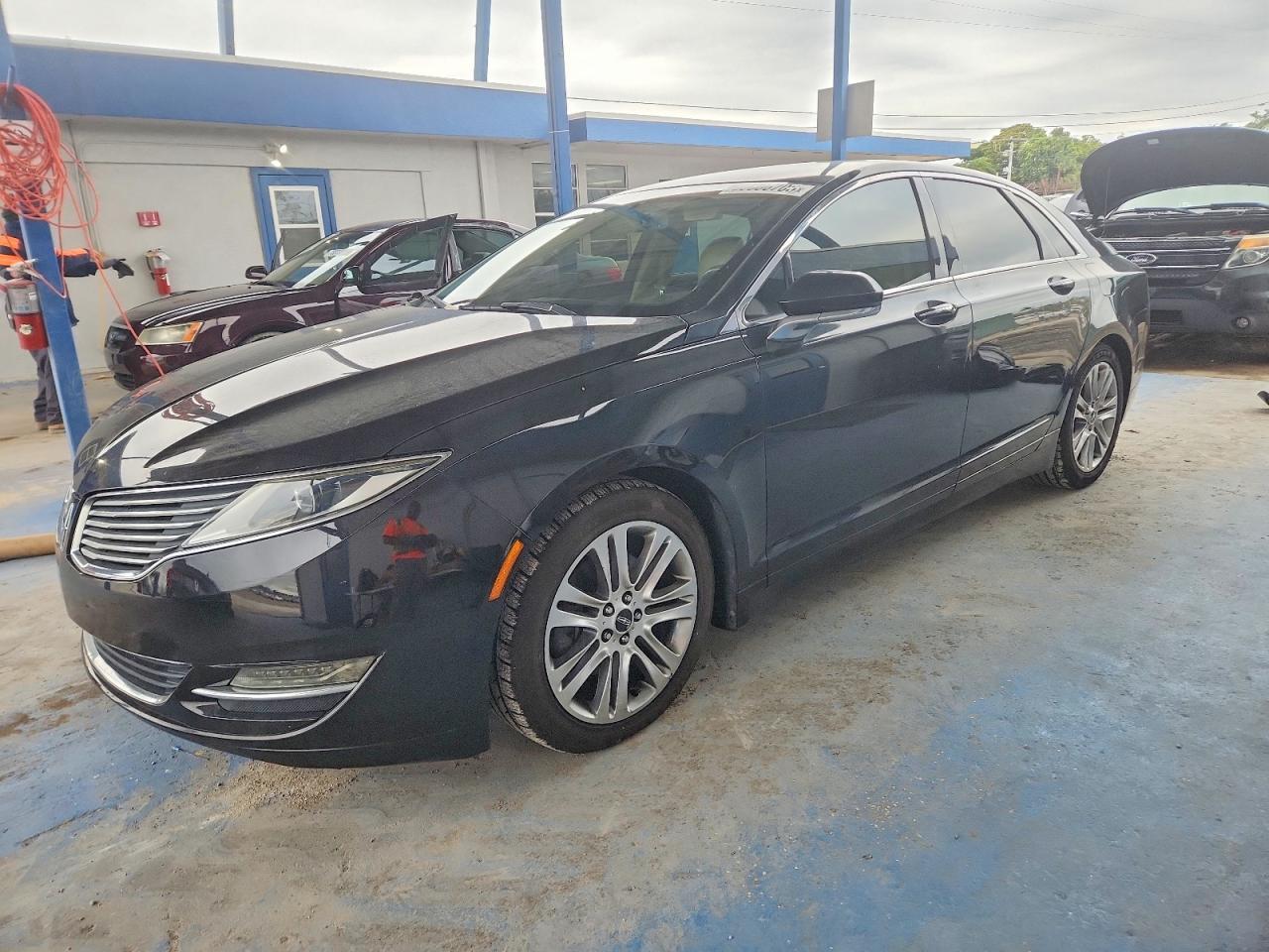 2013 Lincoln MKZ