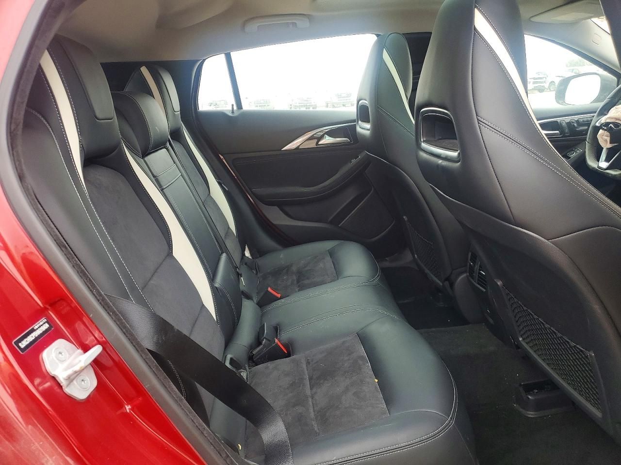 2017 Infiniti Qx30 Base