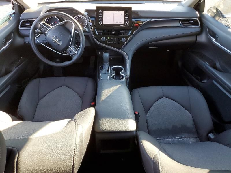 2021 Toyota Camry le