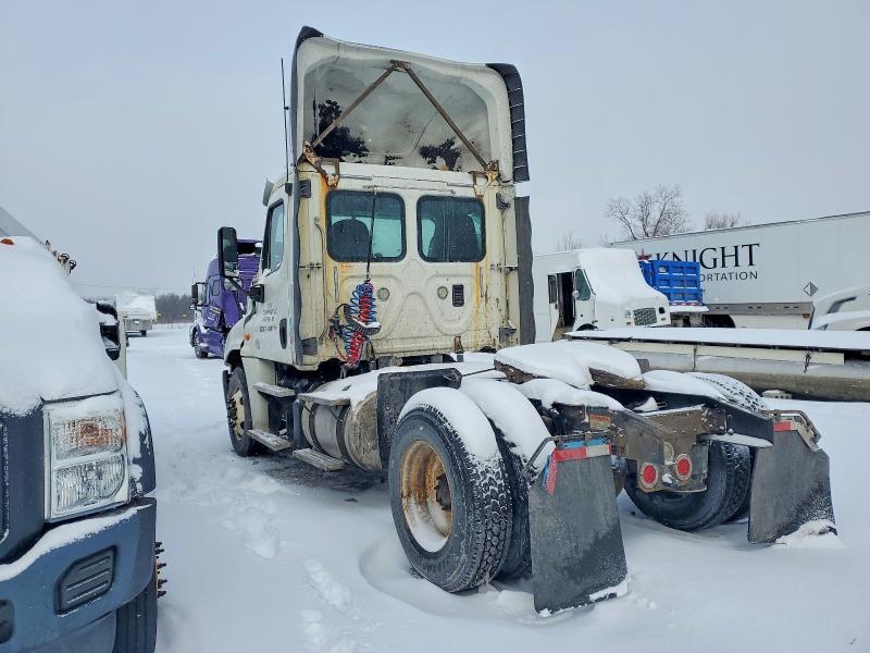 2016 Freightliner Cascadia 125 Semi Truck