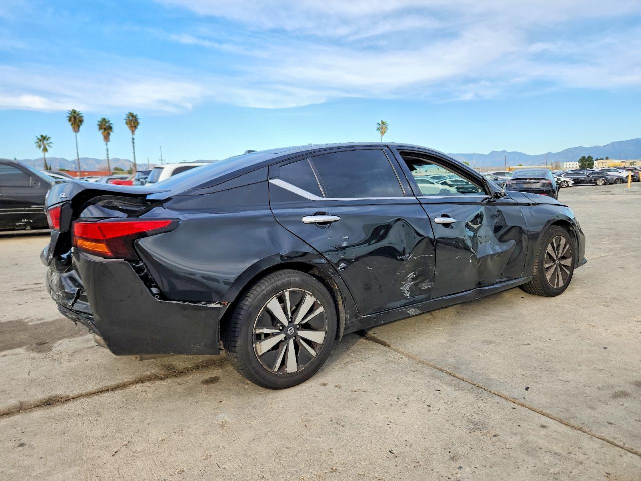 2019 Nissan Altima sl