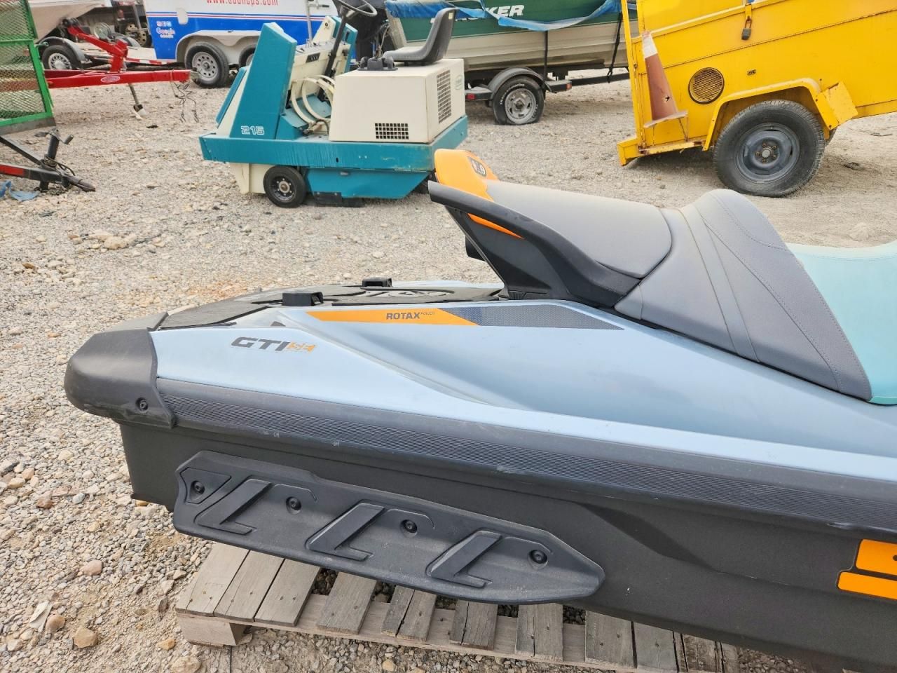 2023 Sea Doo Gti se 170 aud