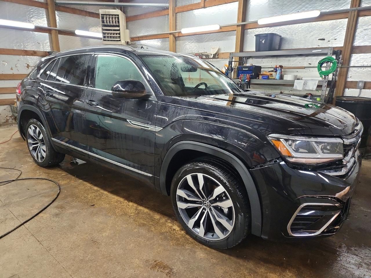 2023 Volkswagen Atlas Cross Sport sel Premium R-line