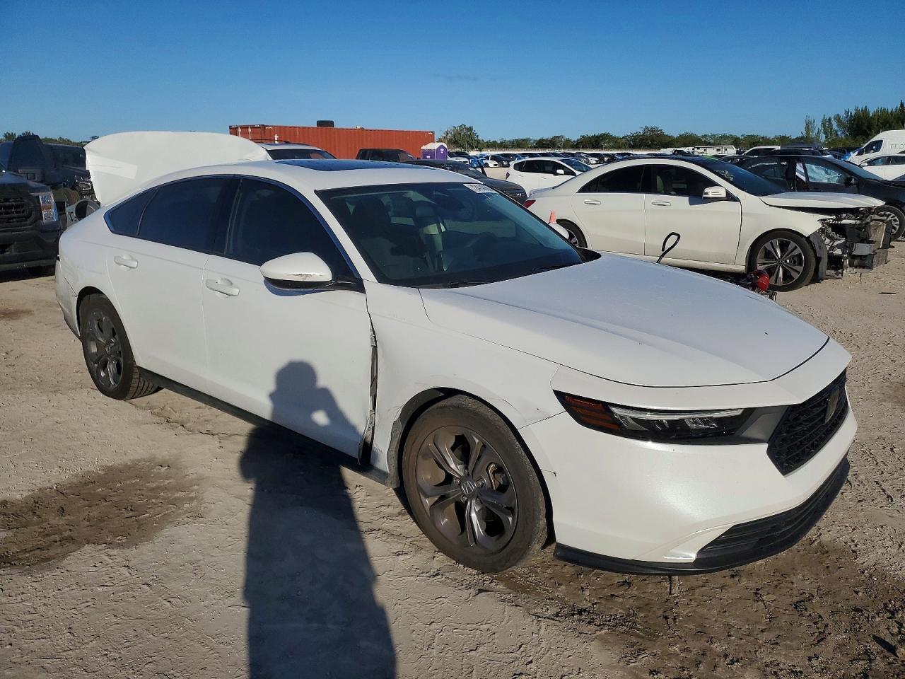 2023 Honda Accord ex
