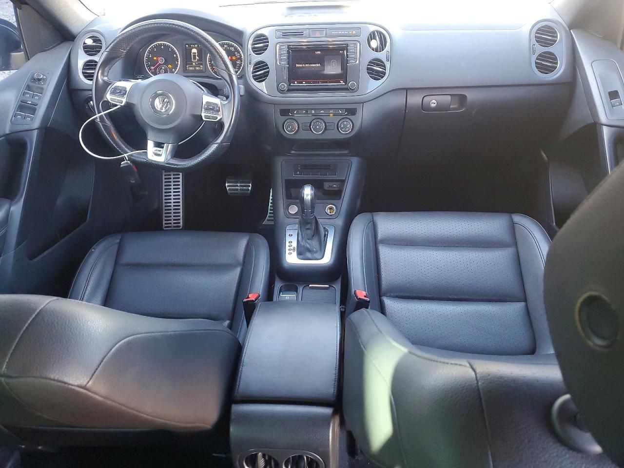 2016 Volkswagen Tiguan s