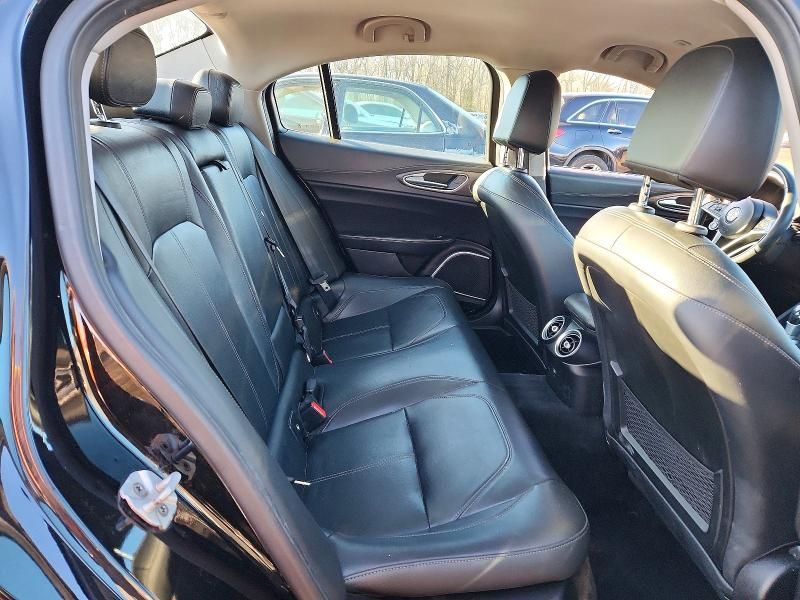 2017 Alfa Romeo Giulia ti