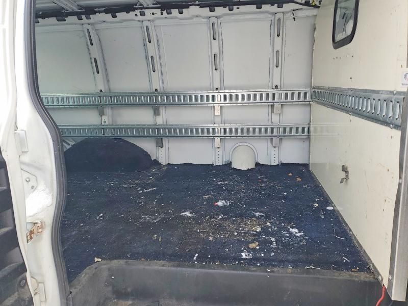 2018 Chevrolet Express G2500